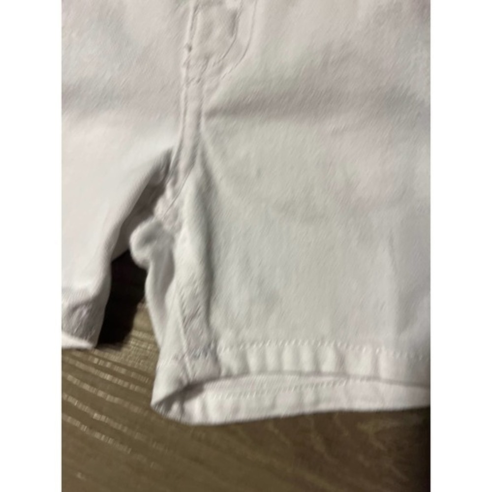 CARTER’S‎ SHORTS - Picture 2 of 5